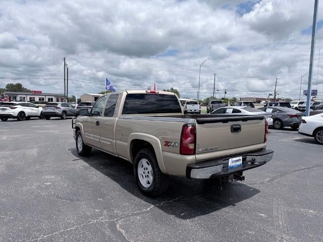 Used 2006 Chevrolet Silverado 1500 LT w/ Light Duty Power Package AWD/4WD image 3