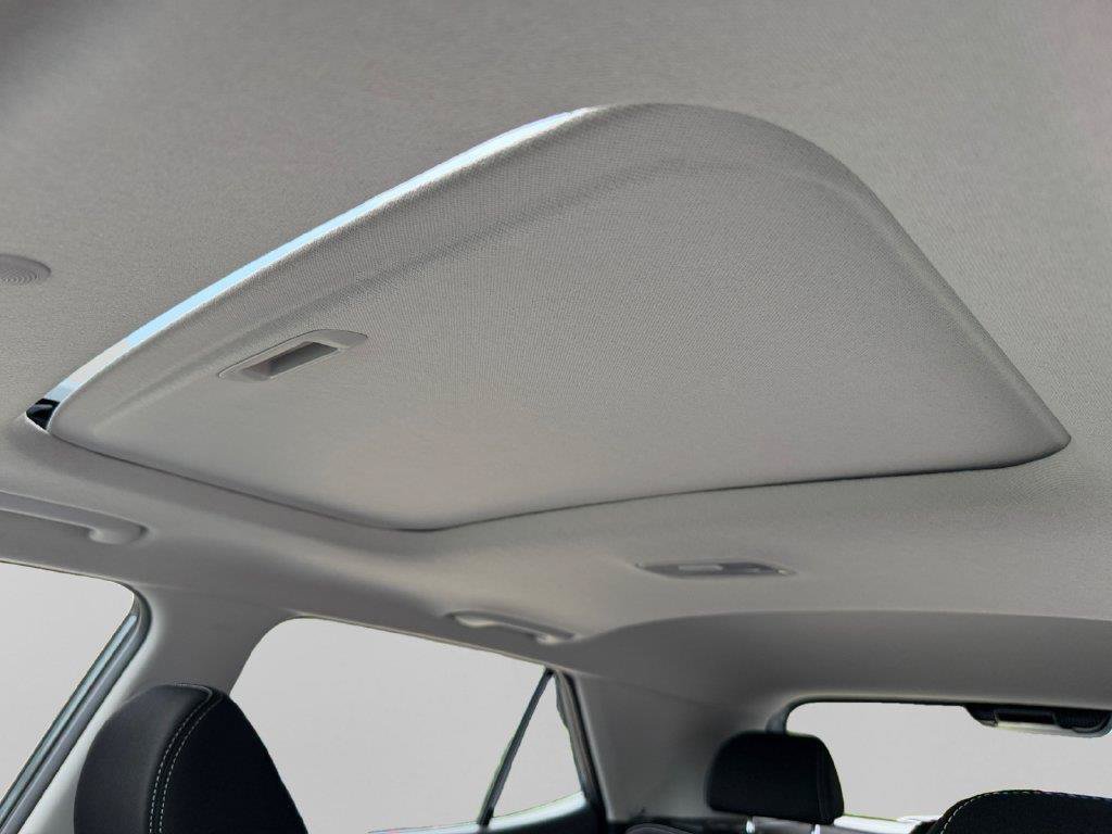 New 2026 Hyundai Venue SEL FWD image 21