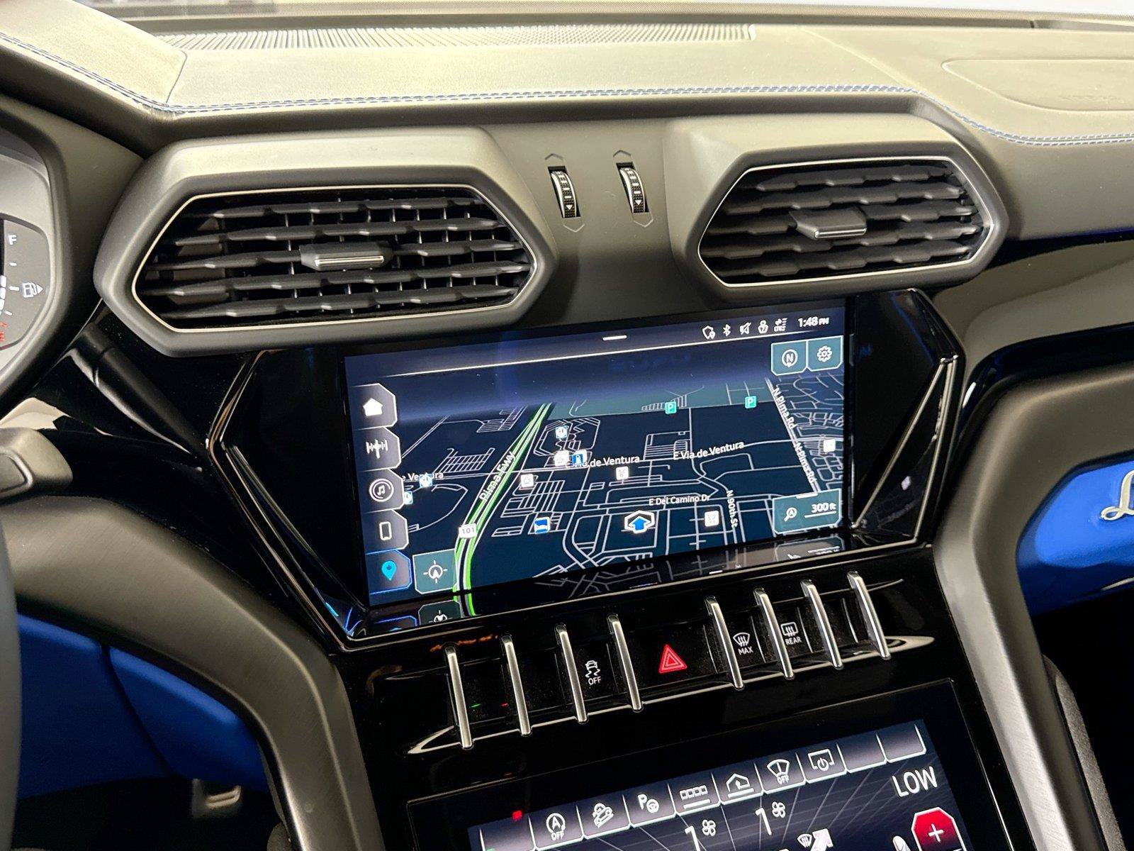 Used 2024 Lamborghini Urus S AWD/4WD image 19
