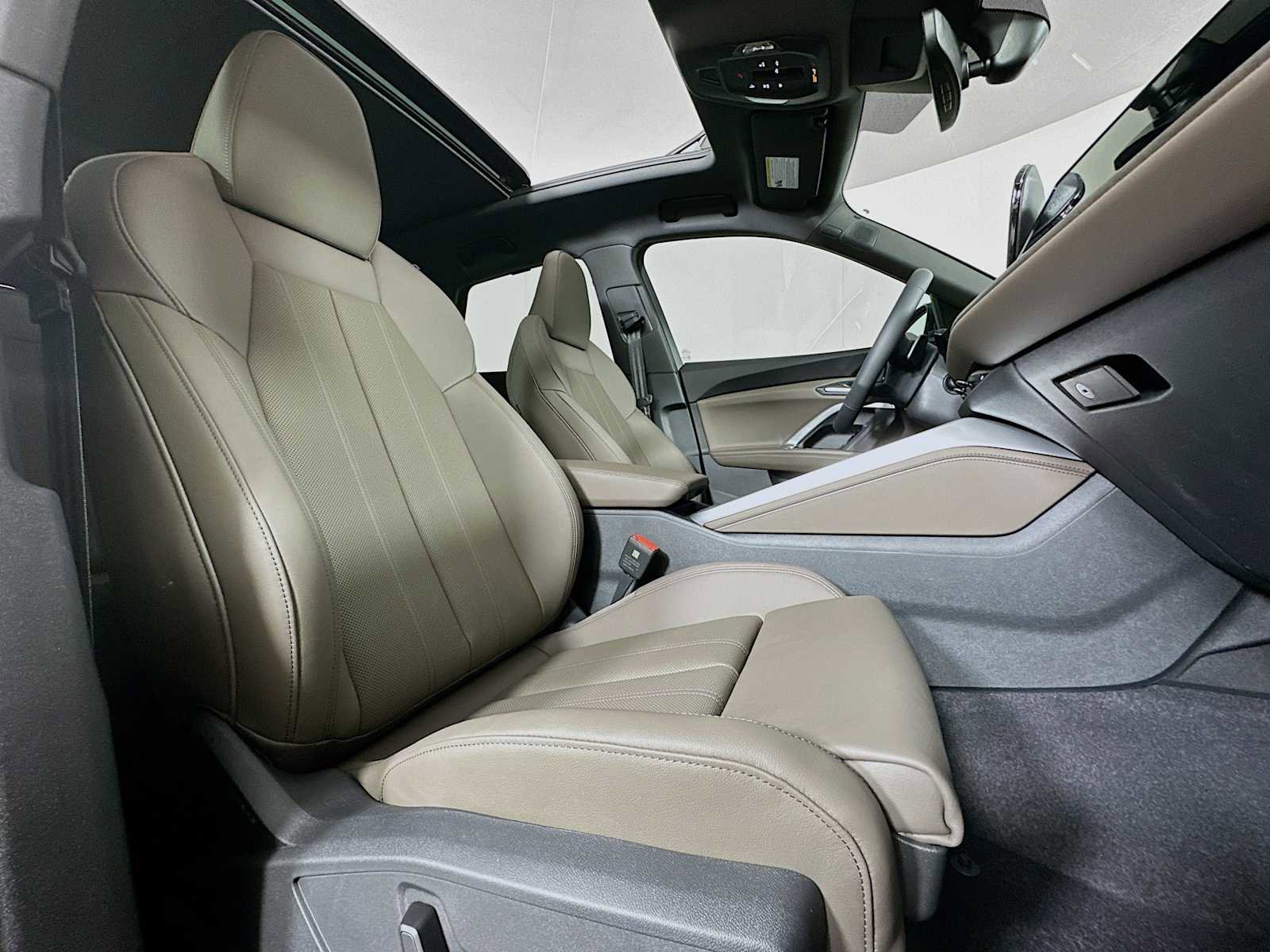 New 2025 Audi Q5 Prestige image 27