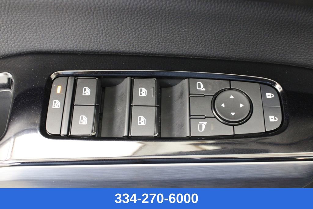 New 2026 Nissan Pathfinder SL image 16