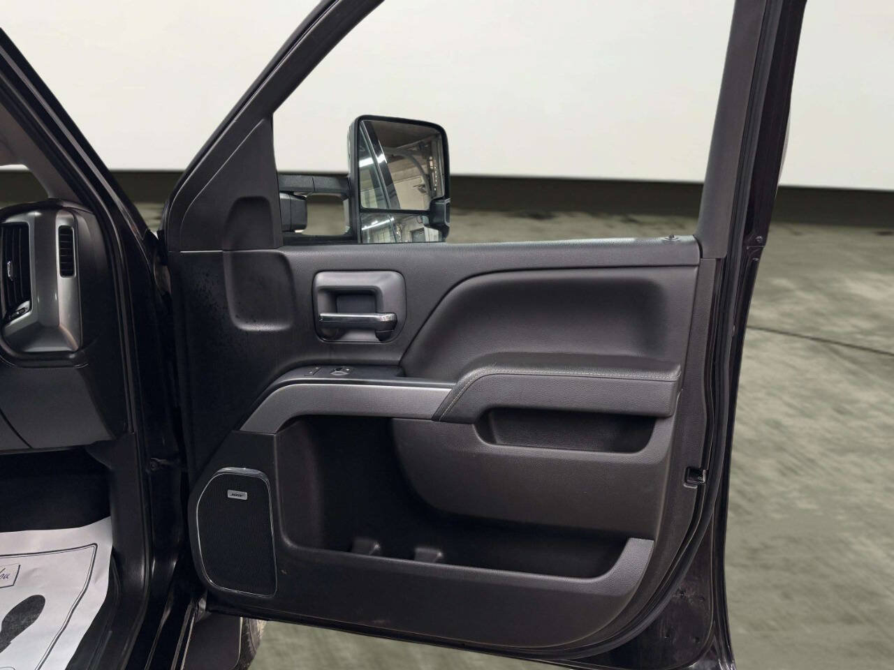 Used 2015 Chevrolet Silverado 2500 LTZ AWD/4WD image 17