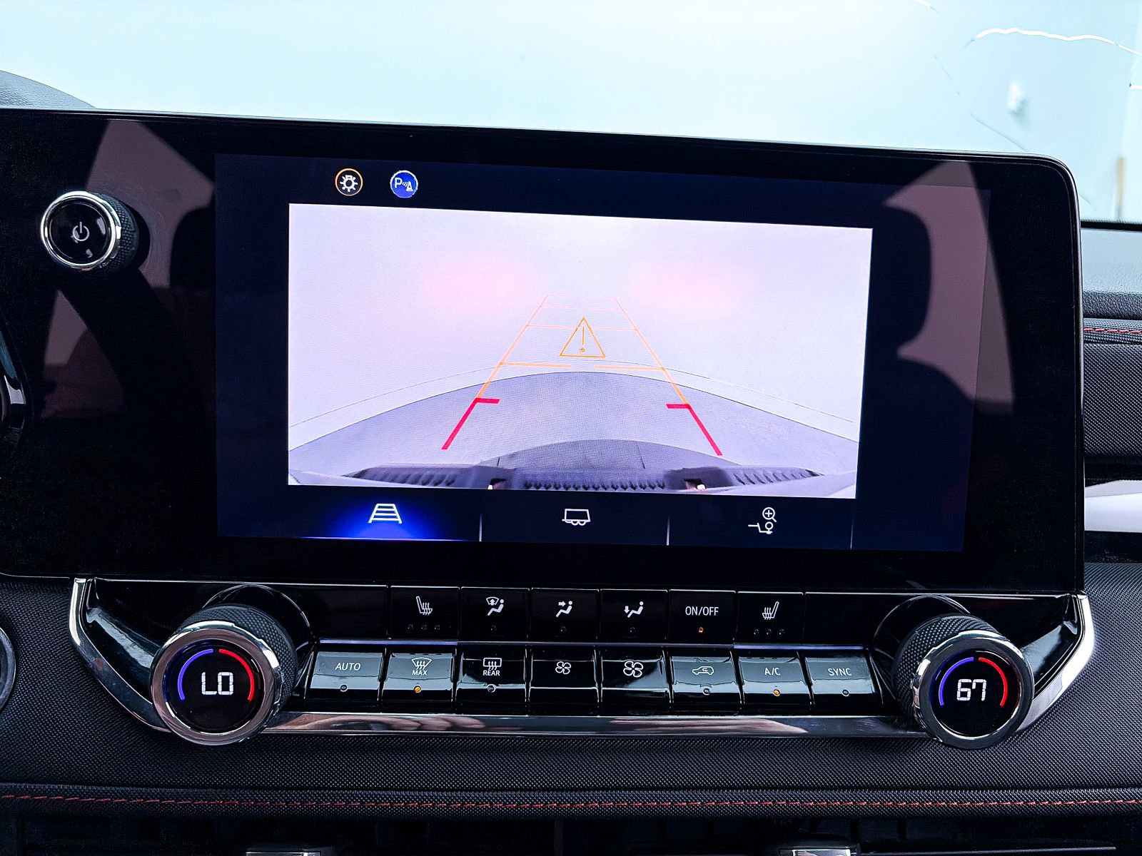 Used 2024 Chevrolet Colorado Z71 w/ Z71 Convenience Package 2 image 5