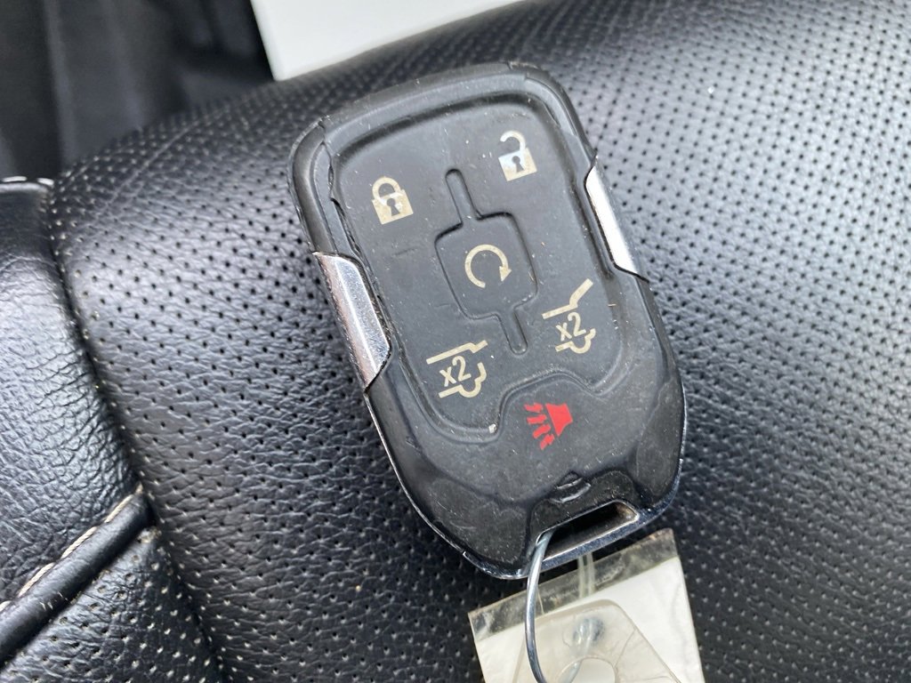 Used 2018 Chevrolet Suburban Premier image 39