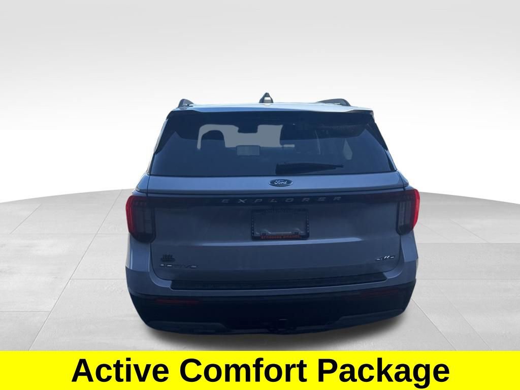 Used 2026 Ford Explorer Active w/ Active Comfort Package AWD/4WD image 4