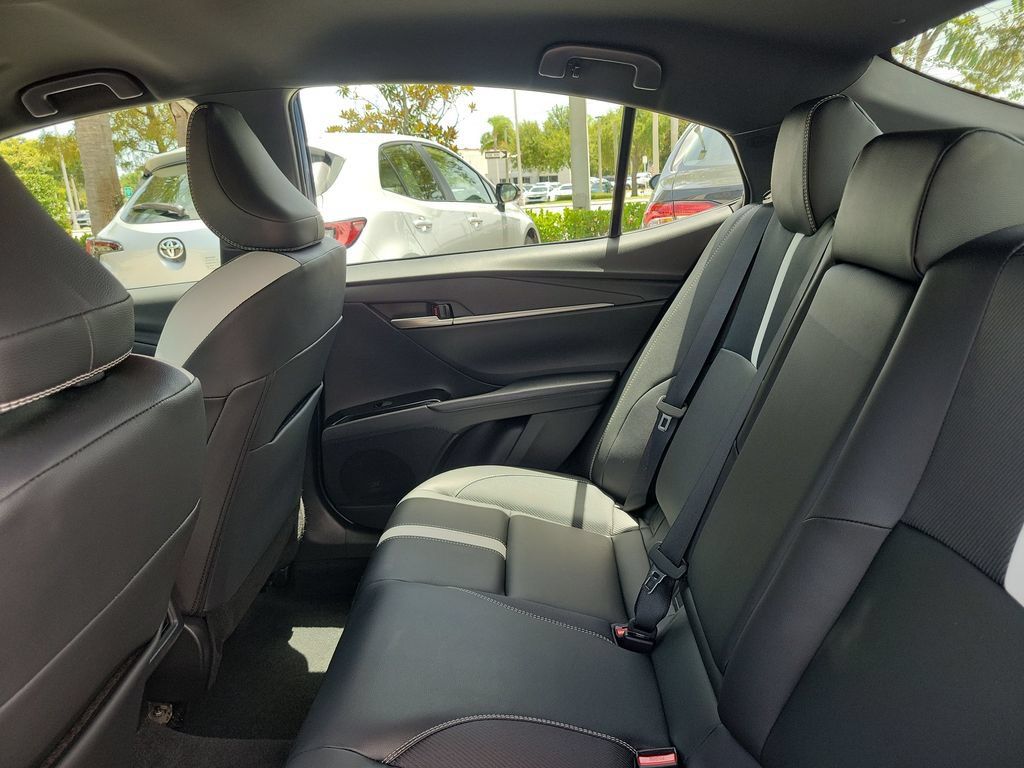 Used 2026 Toyota Camry SE w/ Convenience Package FWD image 24