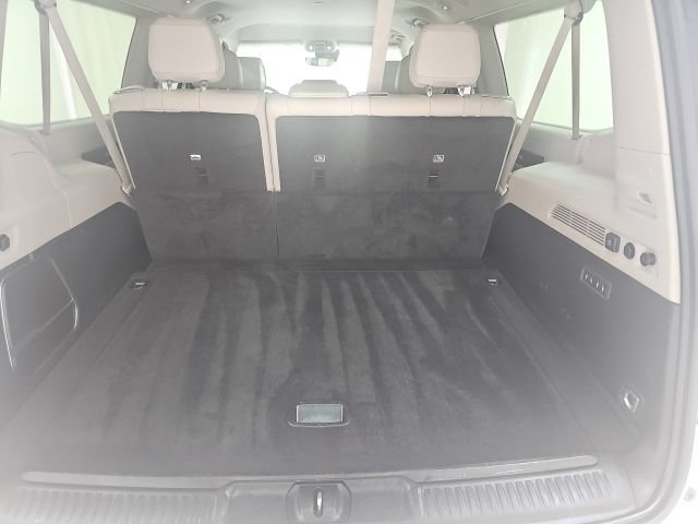 Used 2024 Jeep Wagoneer L Series II w/ Flexible Seating Group AWD/4WD image 5