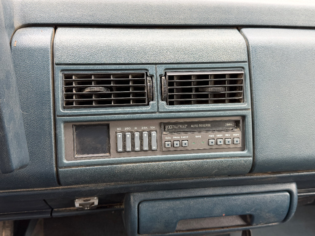 Used 1994 Chevrolet Silverado 2500 4x4 Extended Cab image 6