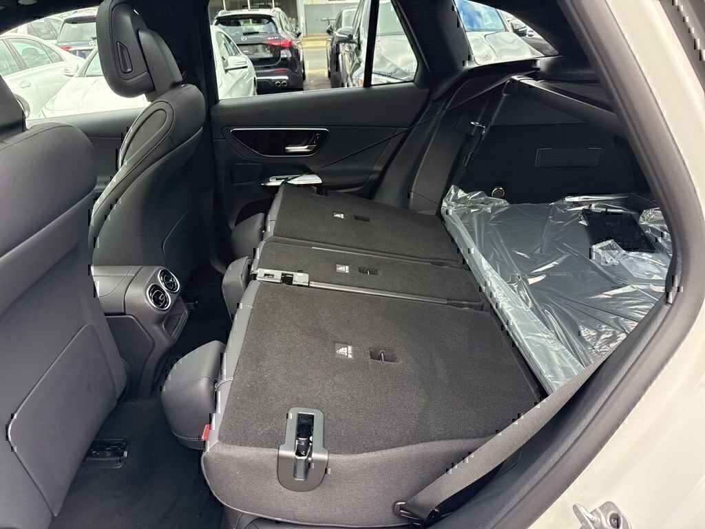 Used 2026 Mercedes-Benz GLC 300 4MATIC image 26