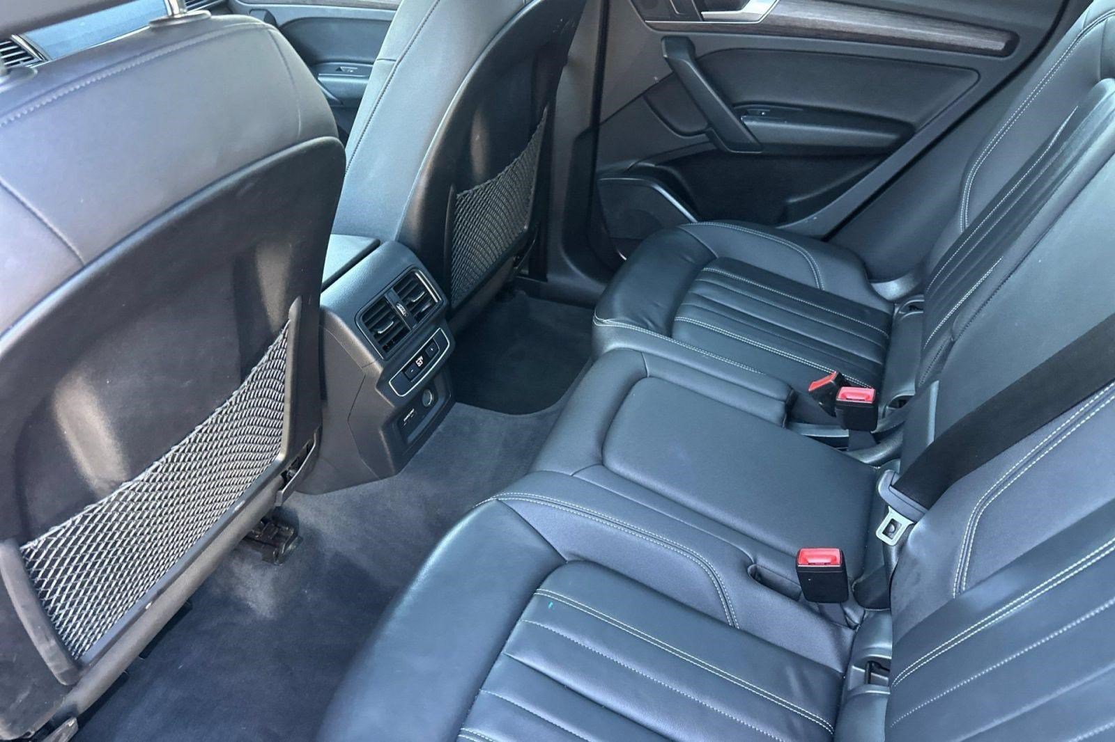 Used 2023 Audi Q5 2.0T Premium w/ Convenience Package AWD/4WD image 25