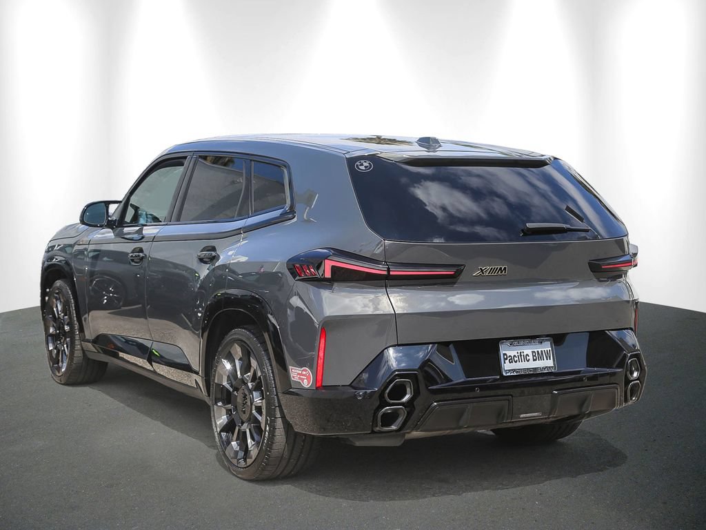 Certified 2023 BMW XM w/ M Driver's Package AWD/4WD image 4