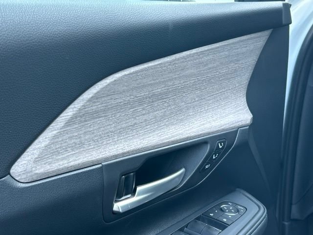 Certified 2025 Toyota Grand Highlander AWD image 20
