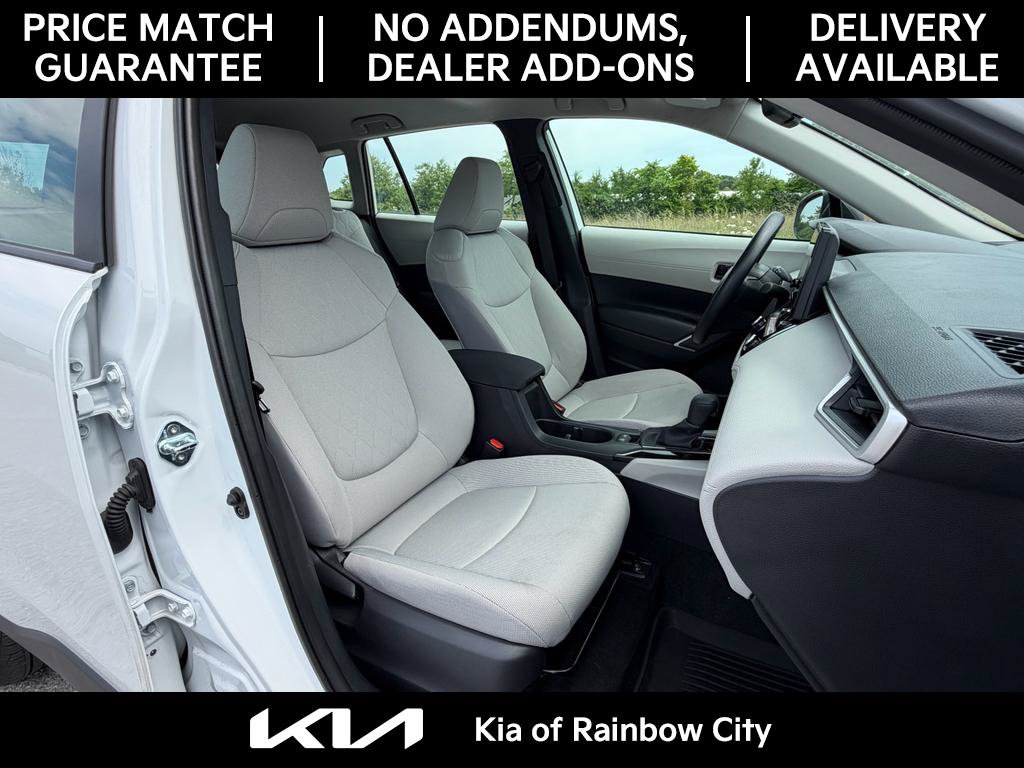 Used 2025 Toyota Corolla Cross L FWD image 20