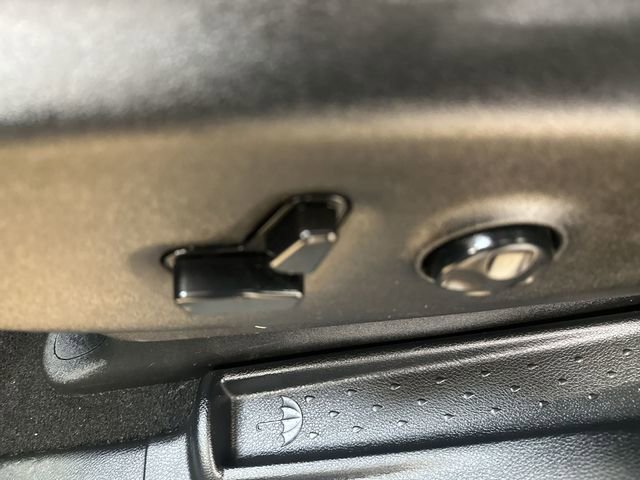 Used 2020 Chrysler Pacifica Touring-L Plus w/ S Appearance Package FWD image 15