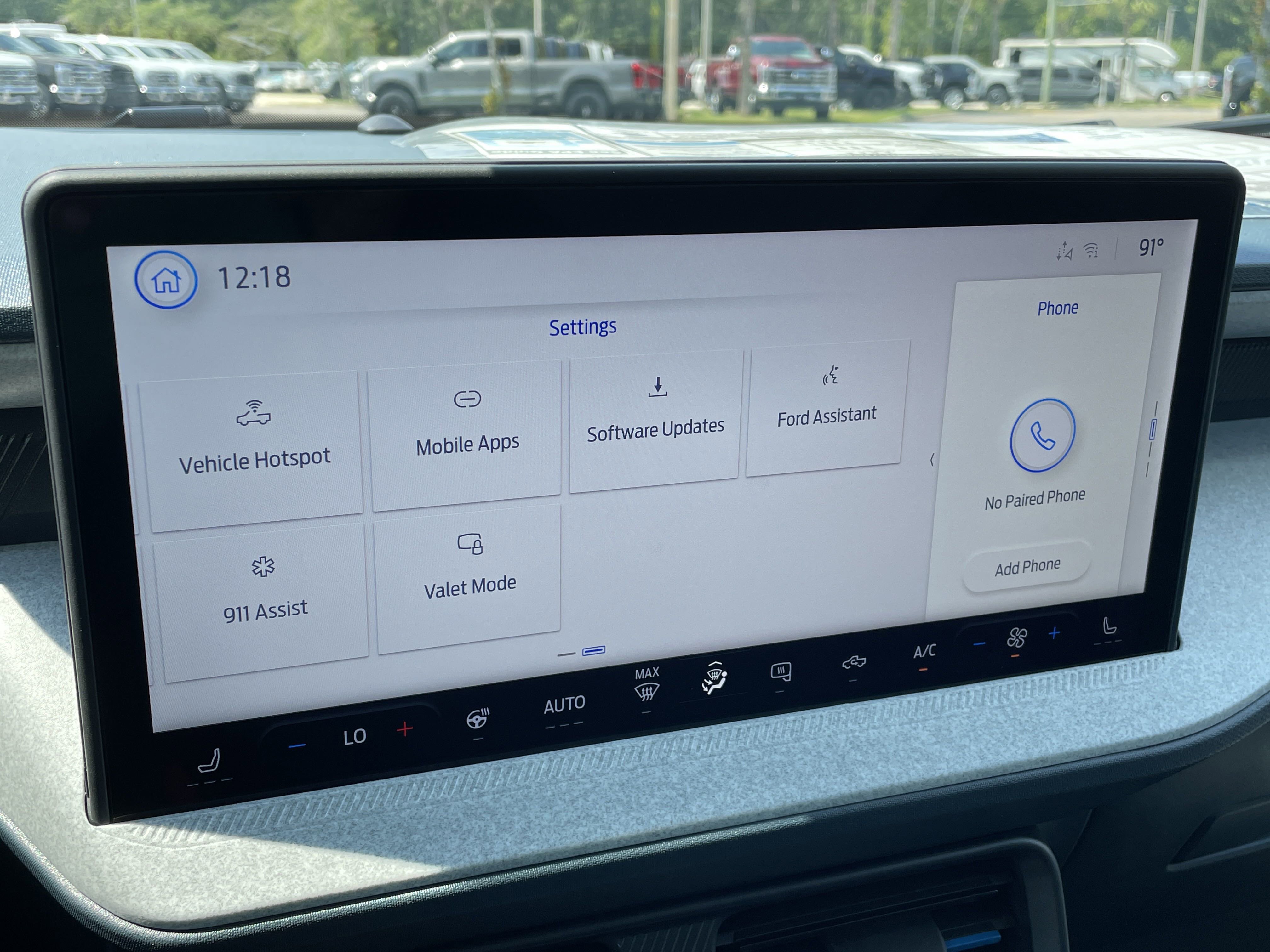 New 2025 Ford Maverick XLT w/ XLT Luxury Package image 24