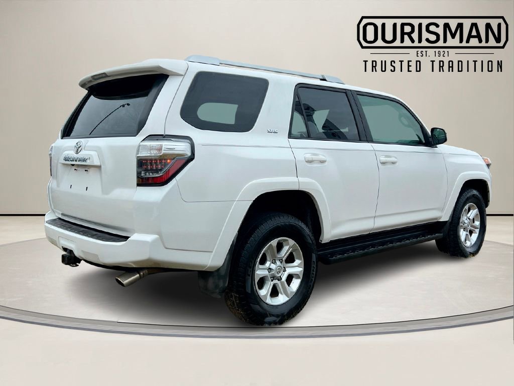 Used 2015 Toyota 4Runner SR5 image 4