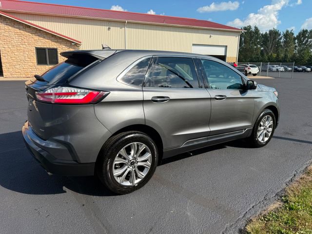 Used 2024 Ford Edge Titanium image 4