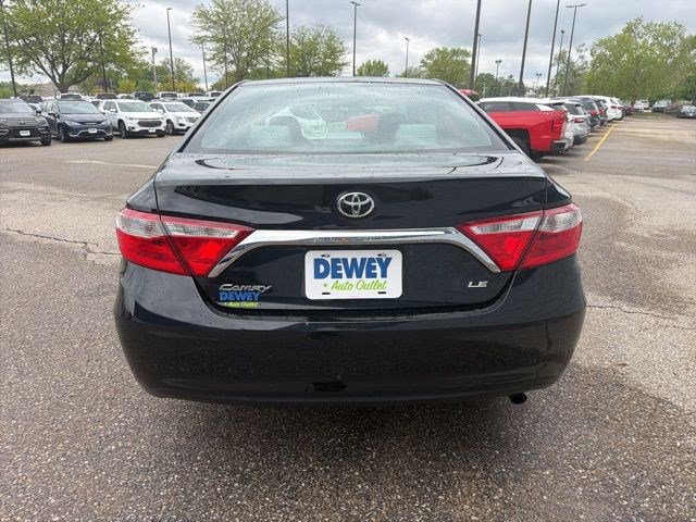 Used 2016 Toyota Camry LE FWD image 4