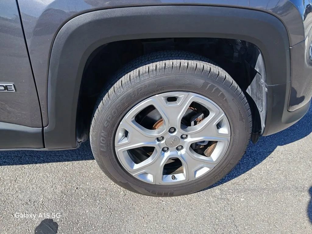 Used 2020 Jeep Renegade Limited w/ LED Lighting Group image 18