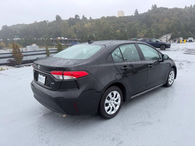 Used 2024 Toyota Corolla LE FWD image 3