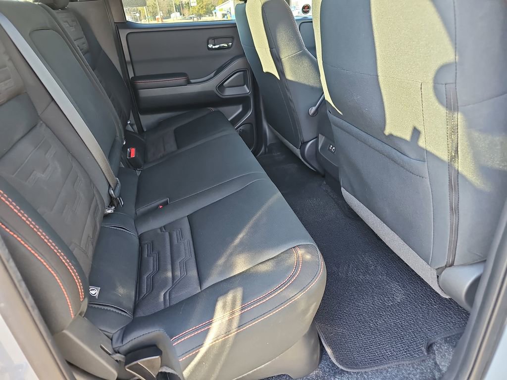 Used 2024 Nissan Frontier PRO-4X w/ Off-Road Protection Package image 12