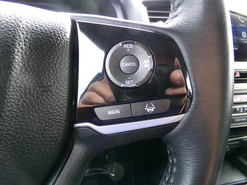 Used 2022 Honda Pilot Touring image 18