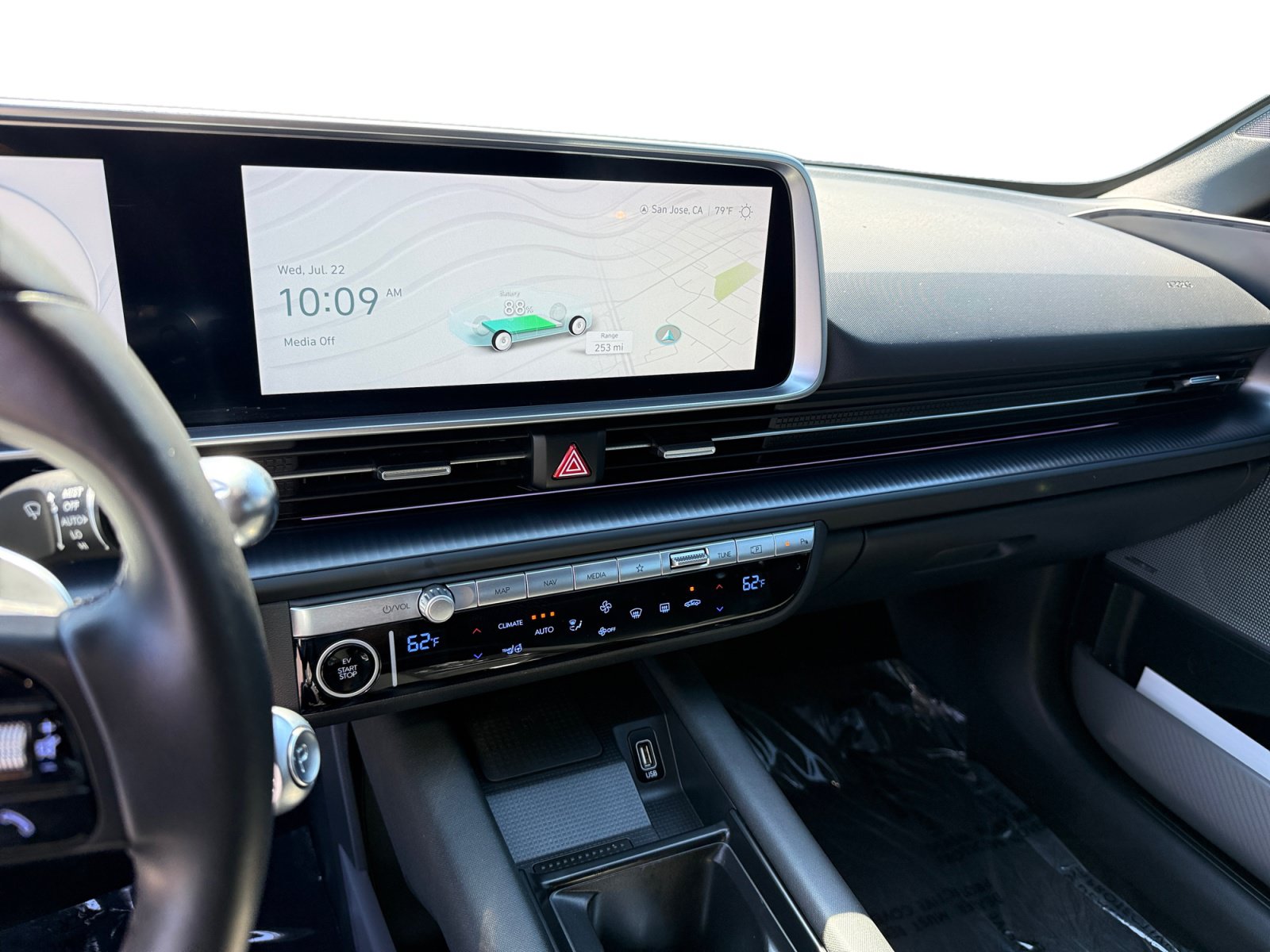 Used 2023 Hyundai Ioniq 6 Limited RWD image 12