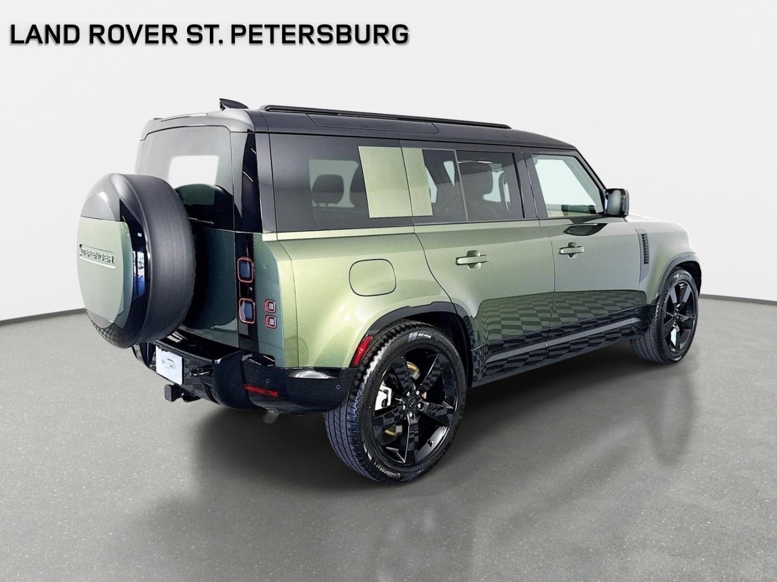 Used 2026 Land Rover Defender 110 X-Dynamic SE AWD/4WD image 5