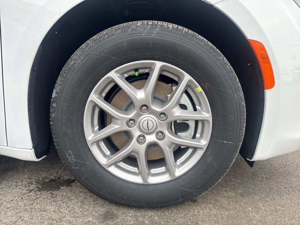 New 2026 Chrysler Voyager LX FWD image 11