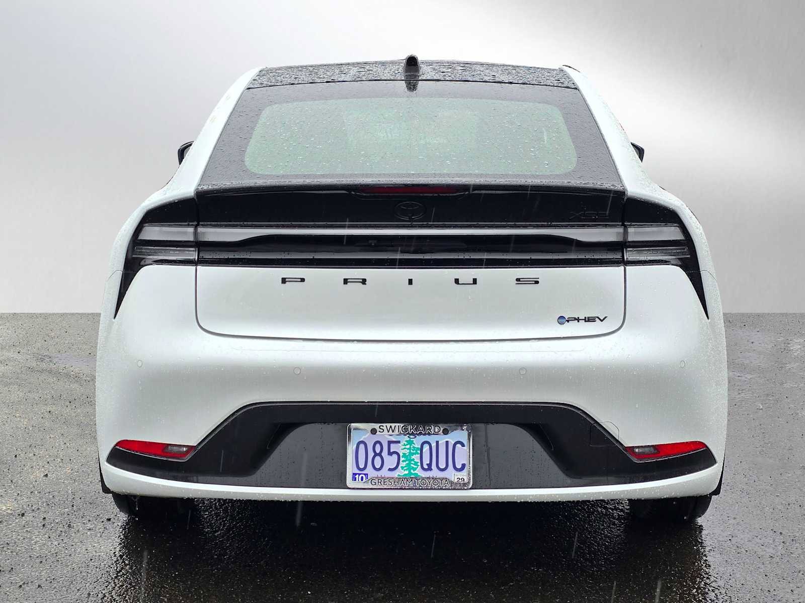Used 2026 Toyota Prius Plug-In Hybrid image 5