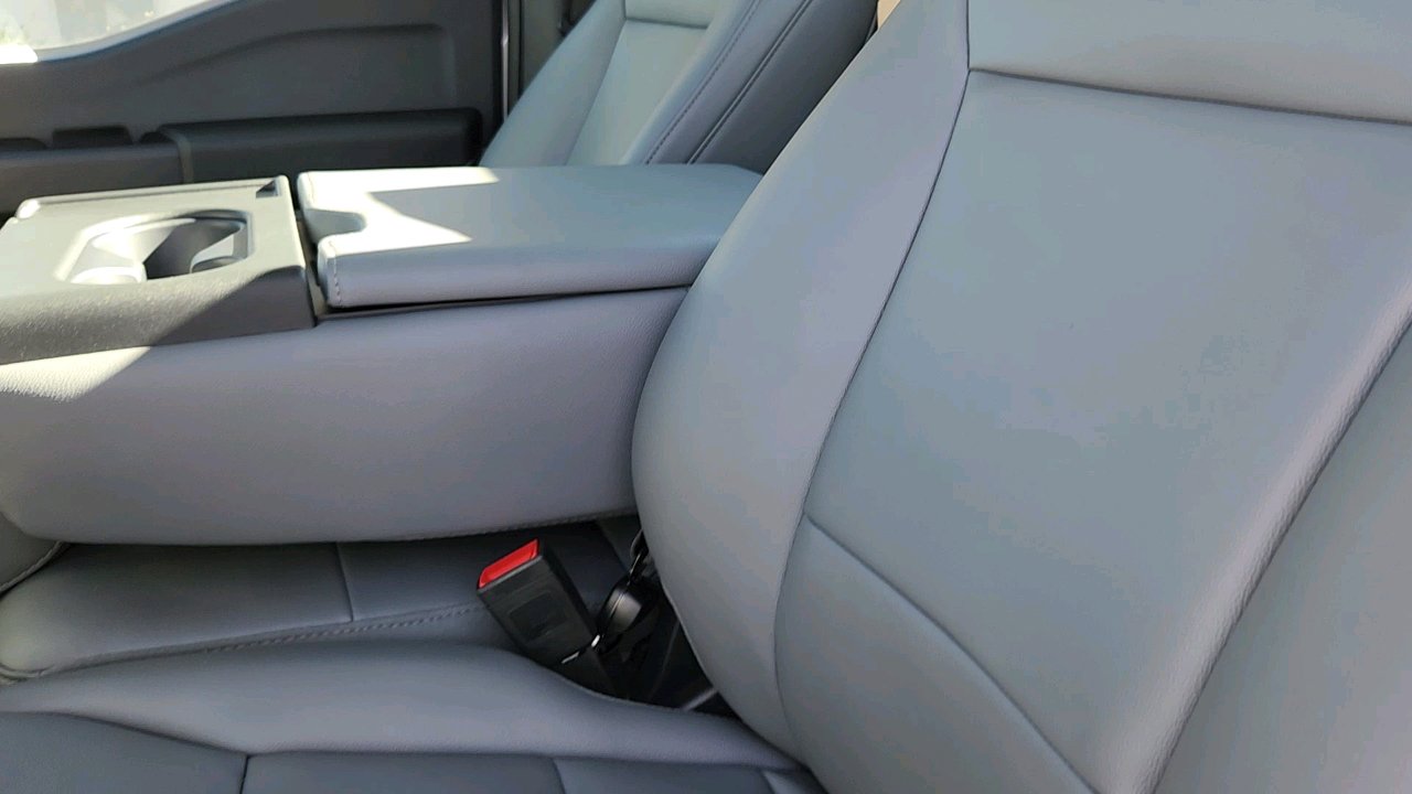 New 2024 Ford F550 4x4 Regular Cab Super Duty image 39