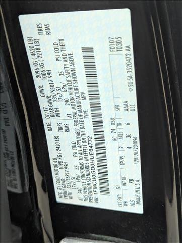 Used 2017 Ford Escape SE image 15