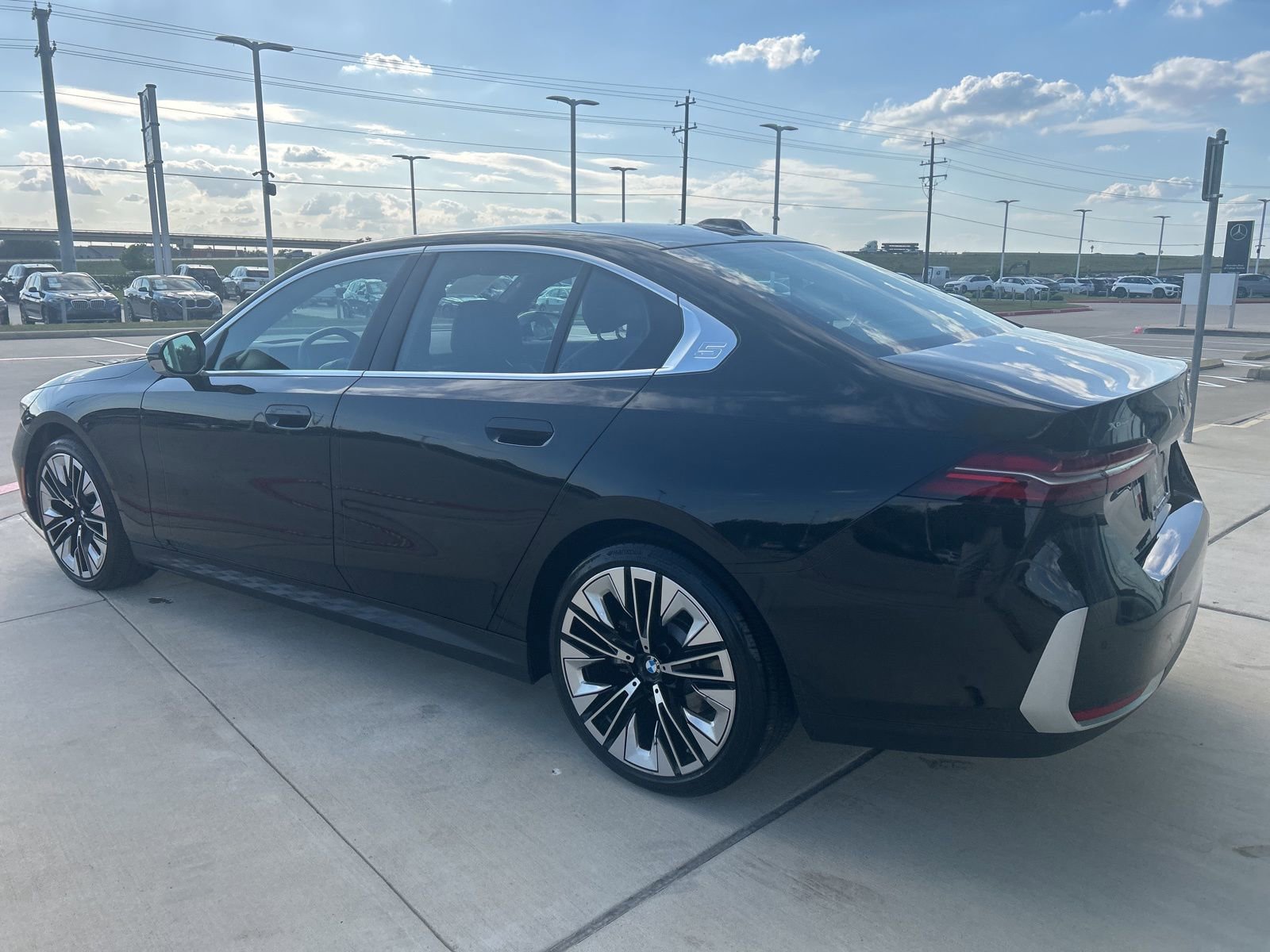 Certified 2025 BMW 530i xDrive image 6