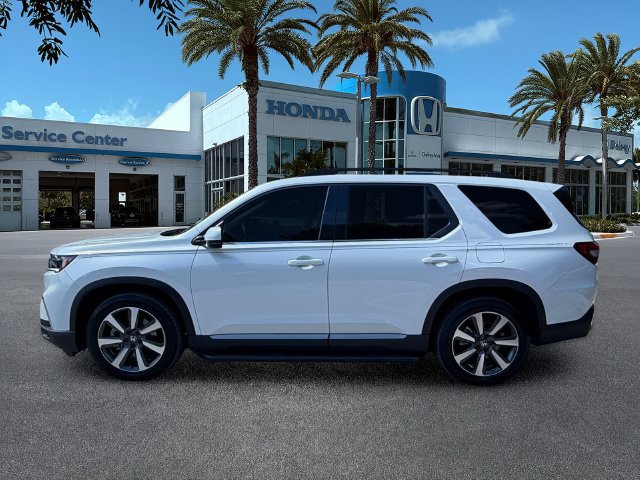 Used 2024 Honda Pilot Touring image 5