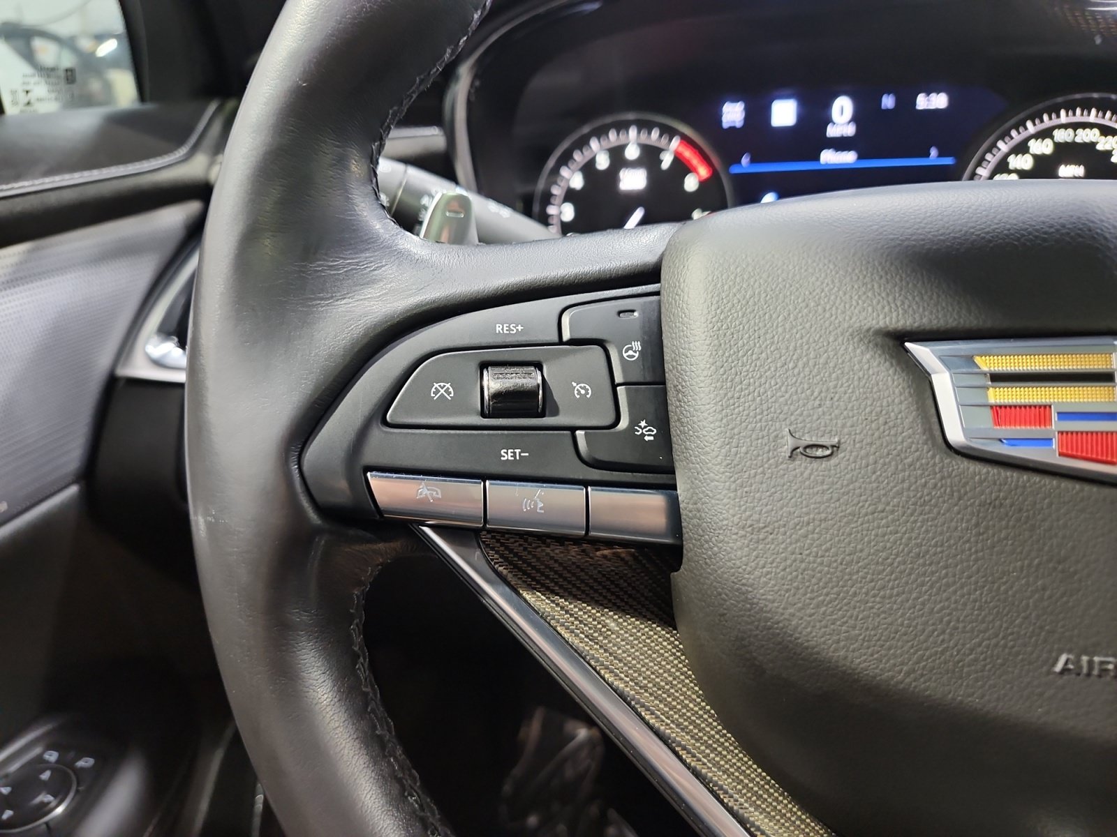 Used 2020 Cadillac XT6 Sport w/ Platinum Package AWD/4WD image 26