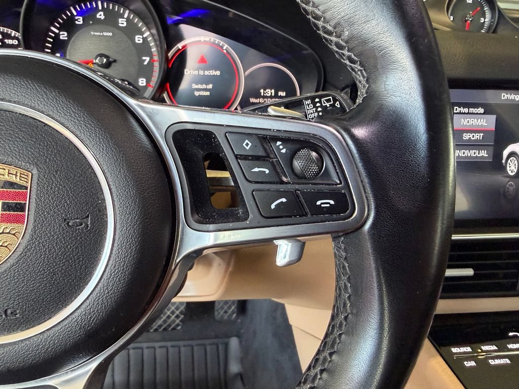 Certified 2020 Porsche Cayenne AWD/4WD image 18