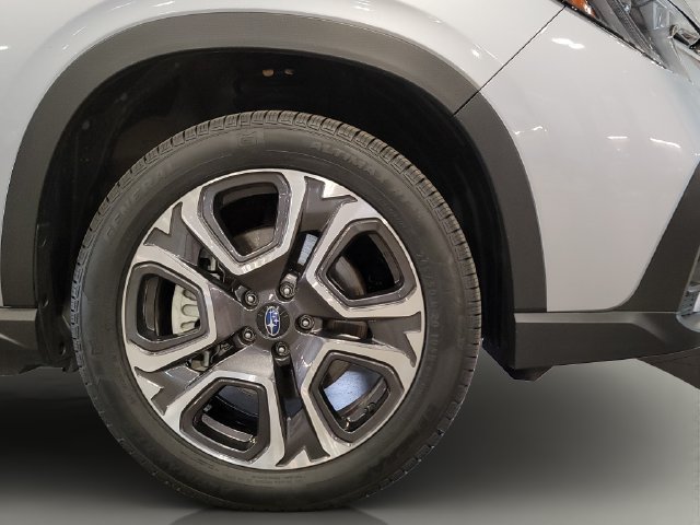 Used 2023 Subaru Ascent Limited w/ Technology Package AWD/4WD image 35