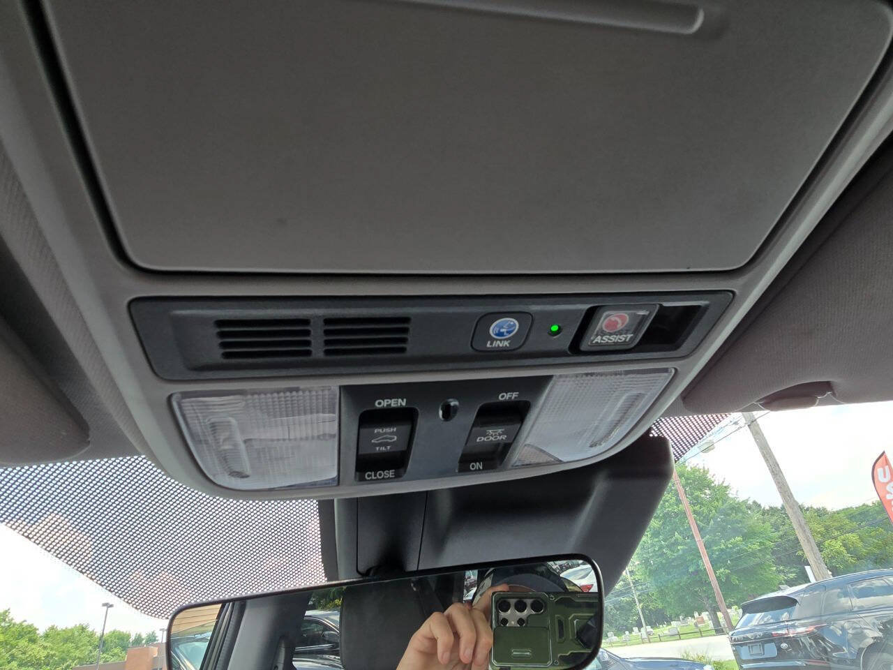 Used 2018 Honda Odyssey Touring image 21