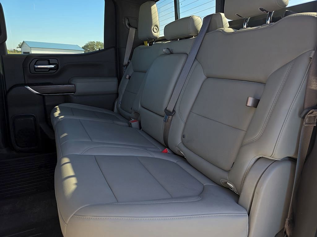 Used 2020 GMC Sierra 1500 SLT RWD image 12