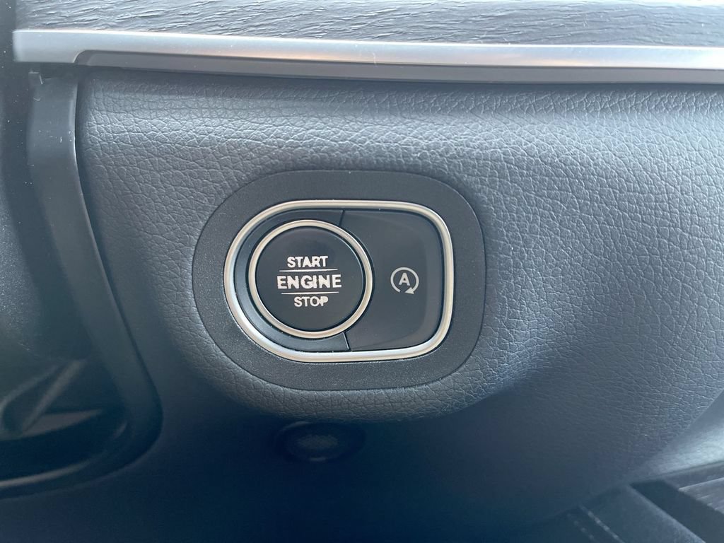 Used 2020 Mercedes-Benz GLS 450 4MATIC image 30