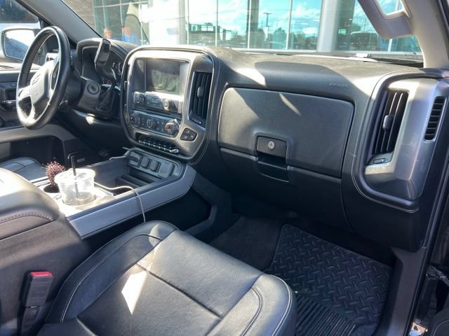 Used 2018 Chevrolet Silverado 1500 LTZ Z71 w/ LTZ Plus Package AWD/4WD image 12