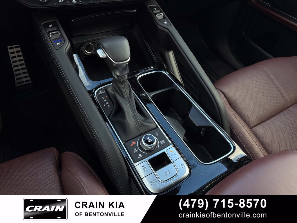 Certified 2025 Kia Telluride SX w/ SX Captain's Chair Package AWD/4WD image 19