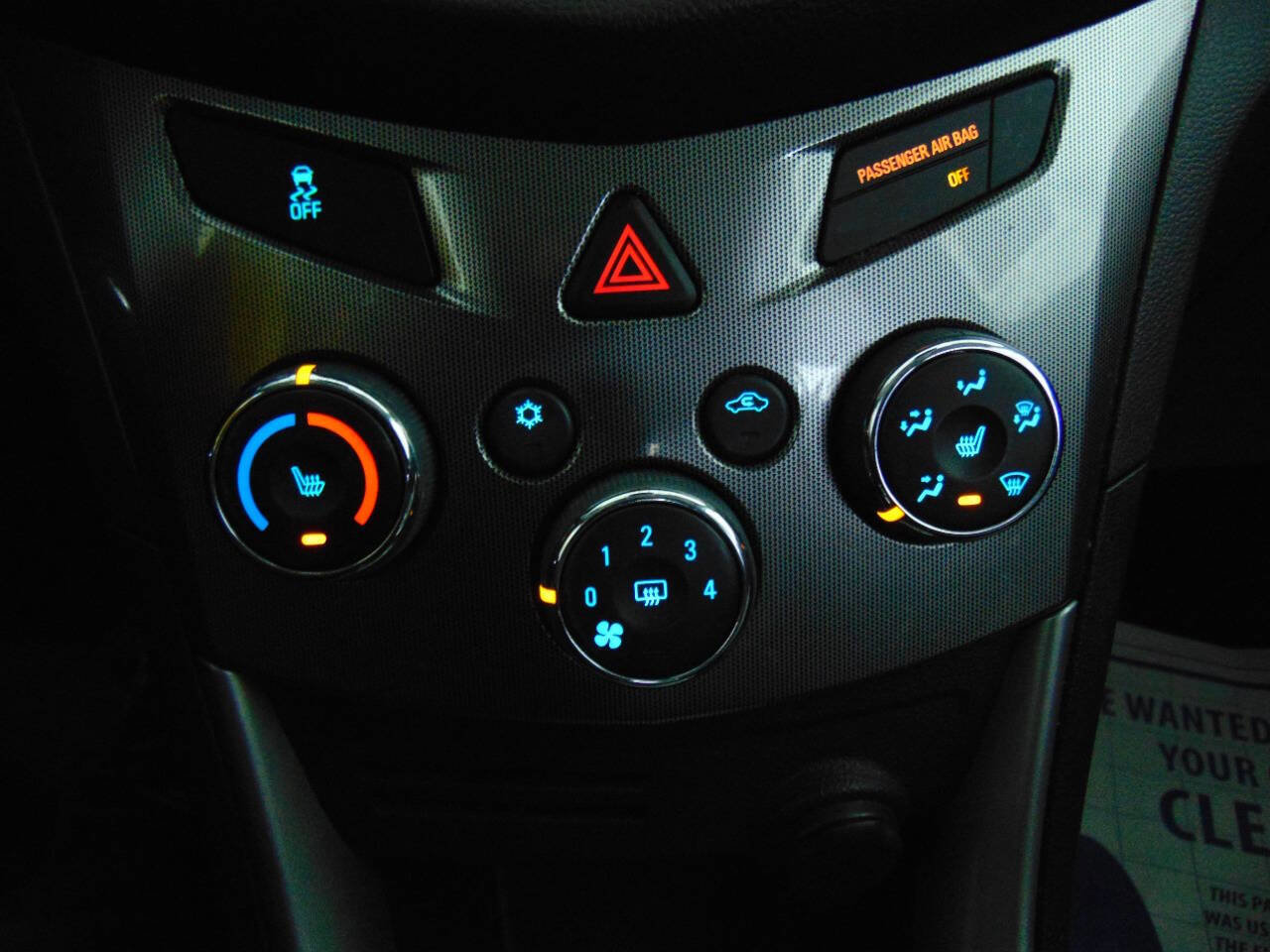 Used 2016 Chevrolet Trax LTZ FWD image 17