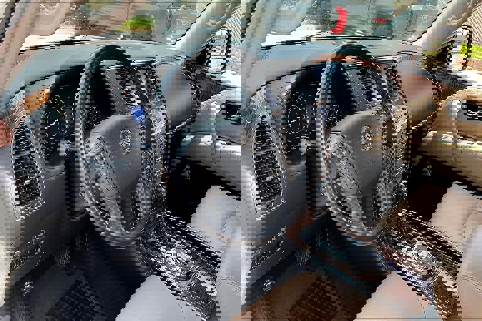 Used 2020 Nissan Armada Platinum w/ Captain's Chairs Package image 16