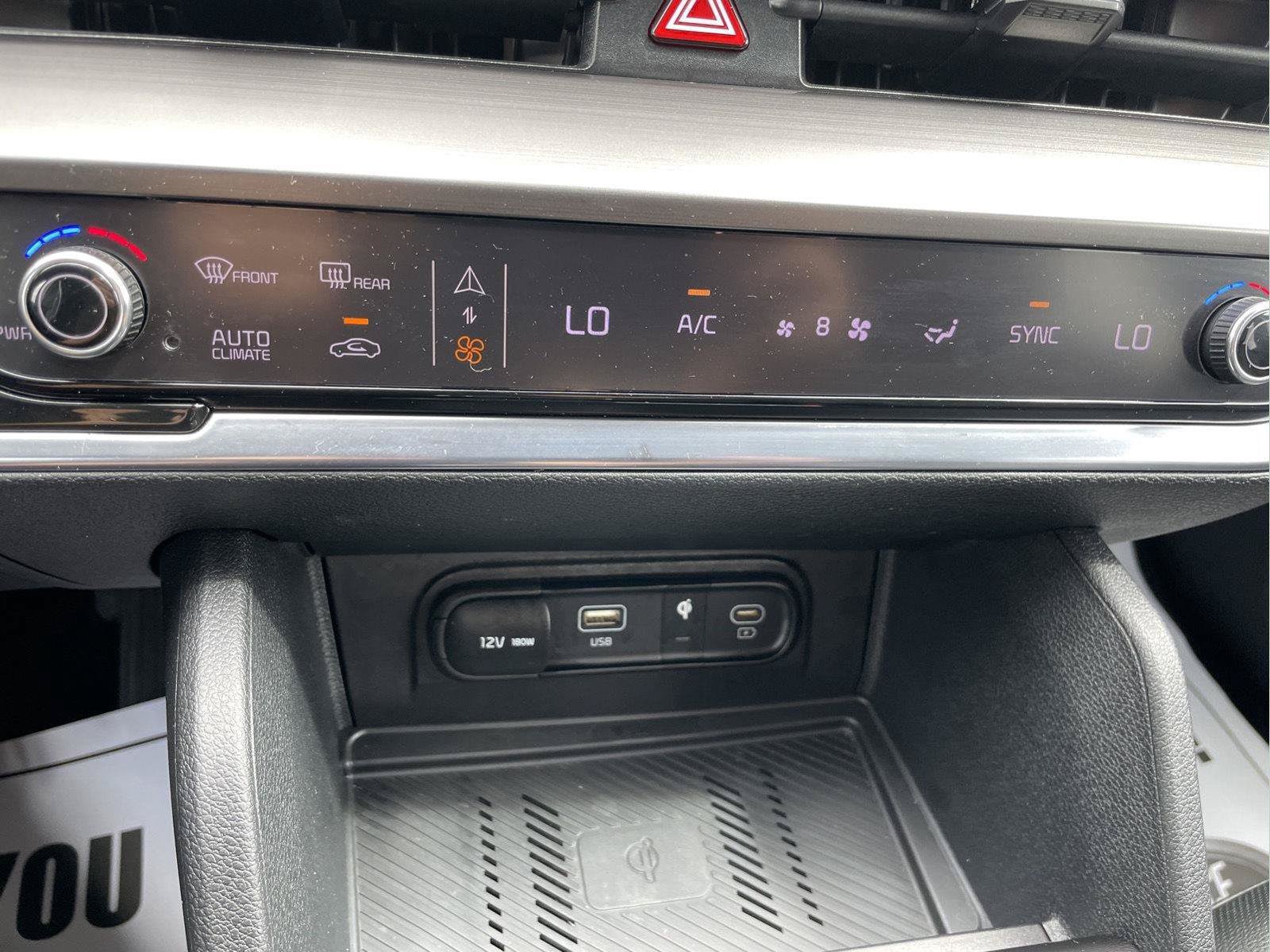 Used 2023 Kia Sportage EX AWD/4WD image 29