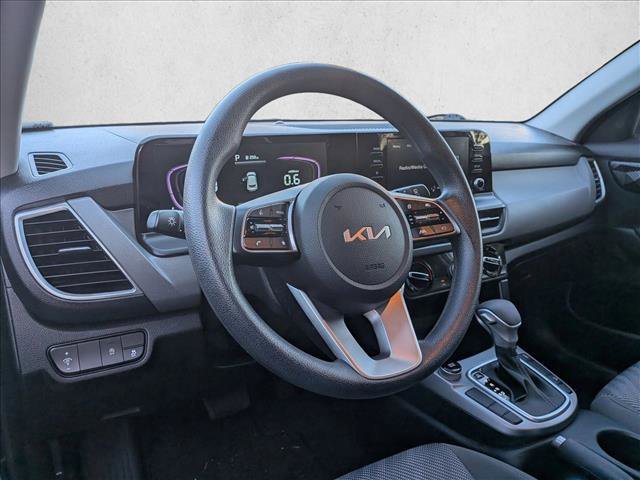 Used 2024 Kia Seltos LX image 10