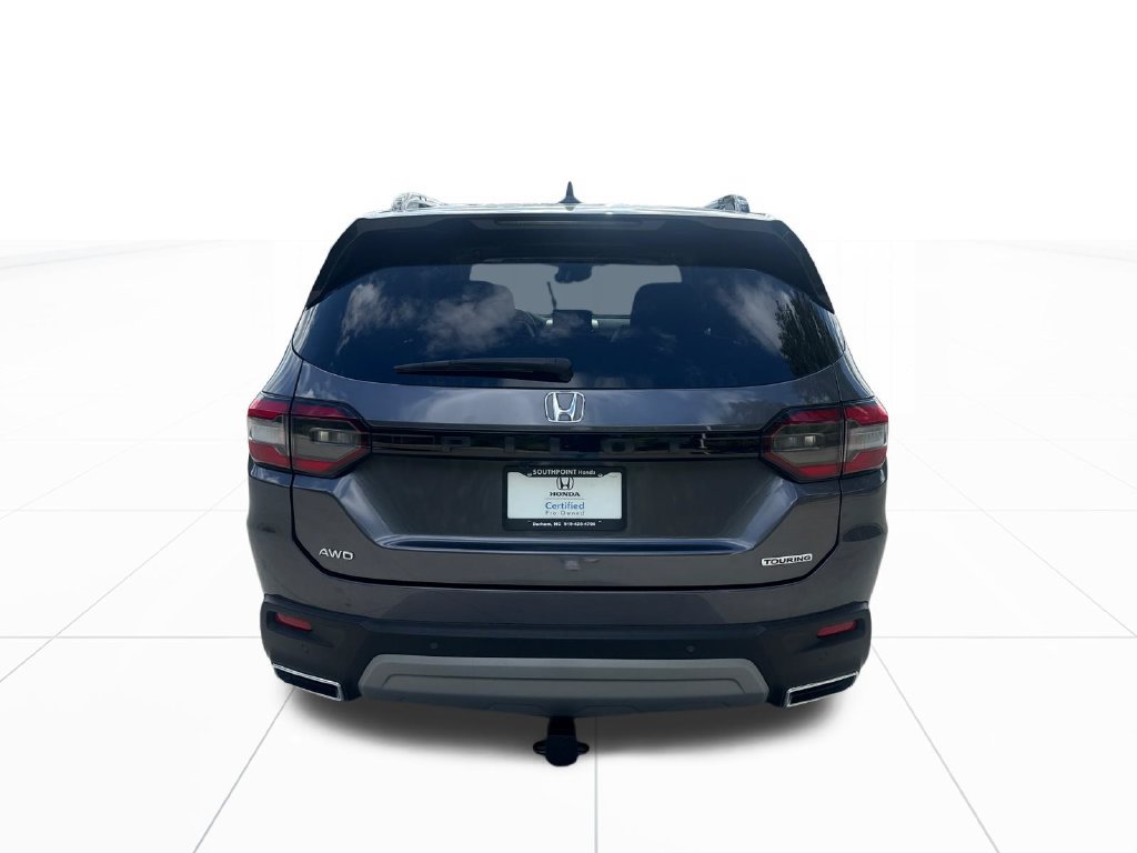 Certified 2024 Honda Pilot Touring image 7
