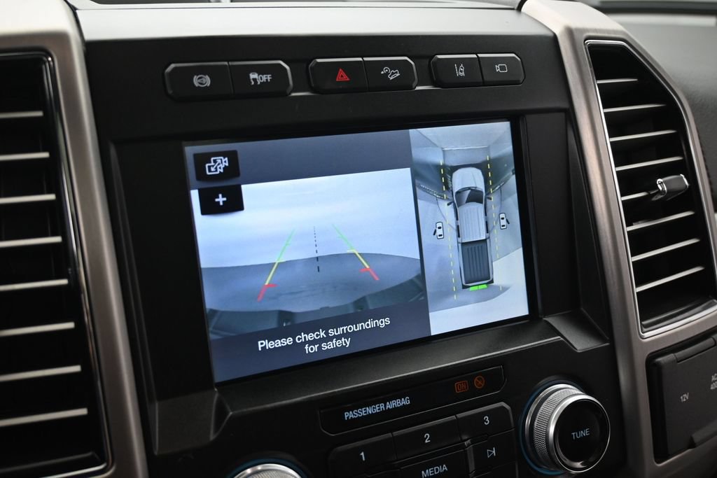 Used 2019 Ford F250 Platinum w/ Platinum Ultimate Package AWD/4WD image 15