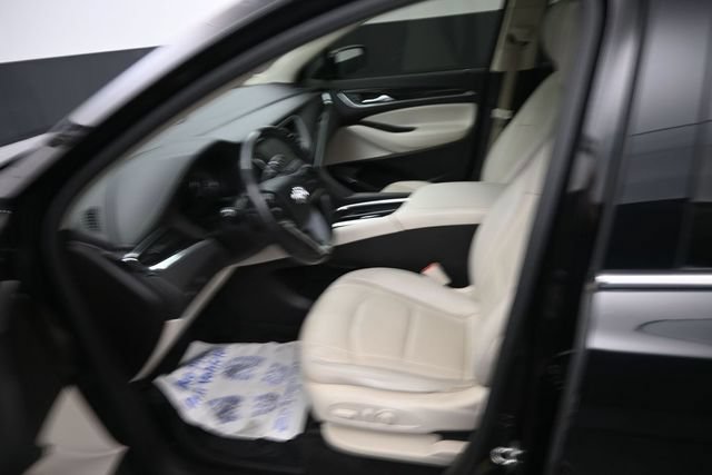 Used 2022 Buick Enclave Essence w/ Experience Buick Package FWD image 10