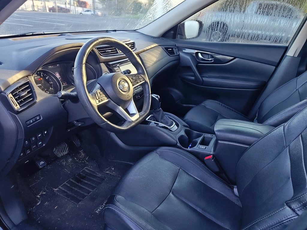 Used 2018 Nissan Rogue SL w/ Premium Package AWD/4WD image 9